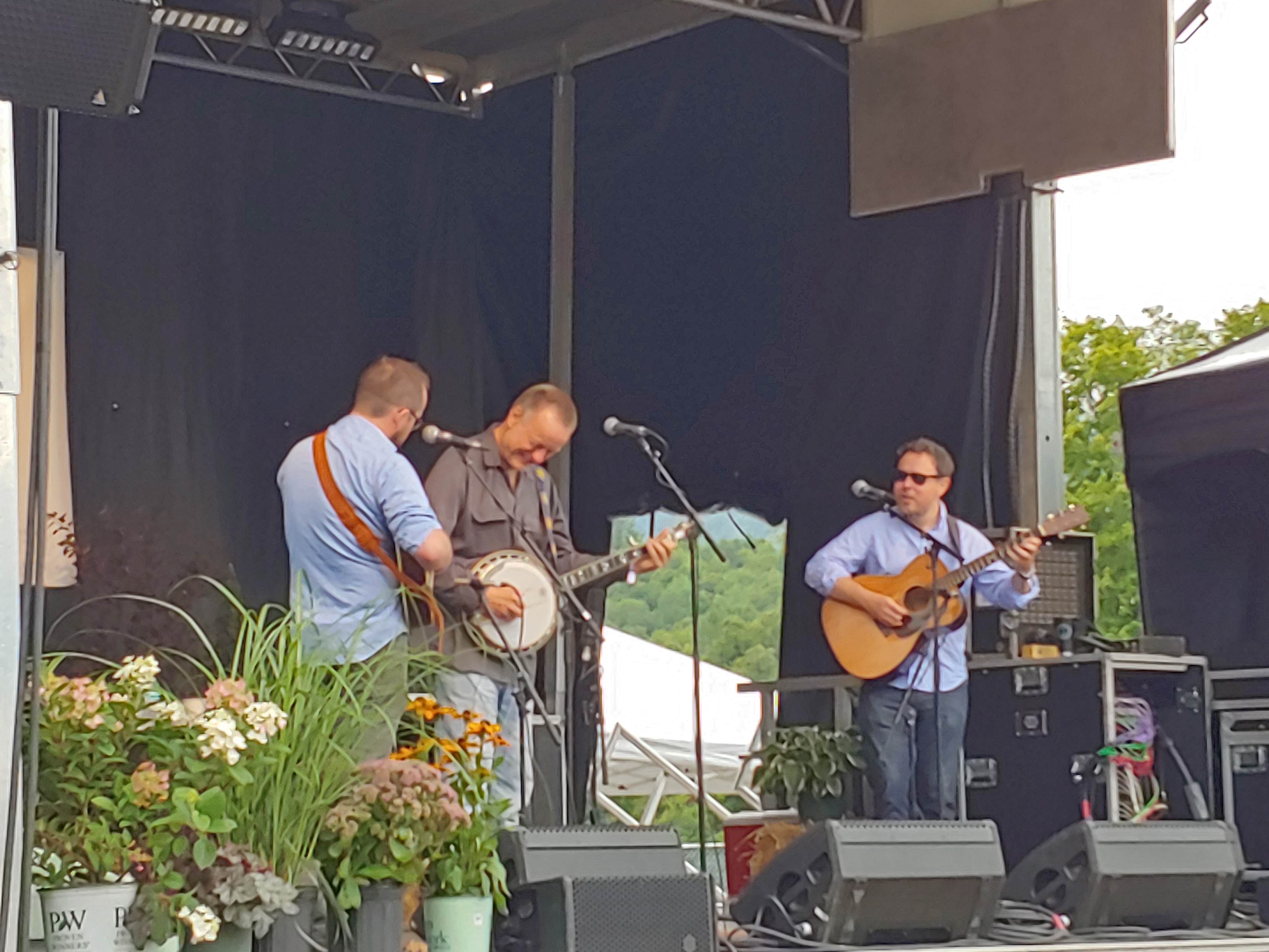 DannyBarnesJoeKWalshGrantGordy2018-08-18GreenMountainBluegrassAndRootsFestivalManchesterVT (1).jpg